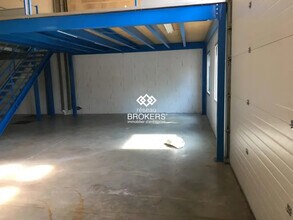 Light Industrial in Brignais to rent Interior Photo- Image 1 of 15