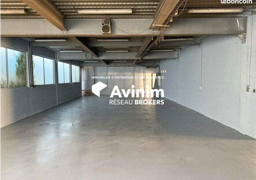 Industrial in Juilly for sale - Interior Photo - Image 3 of 7