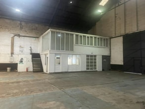 Baltic Rd, Bootle to rent Interior Photo- Image 2 of 3