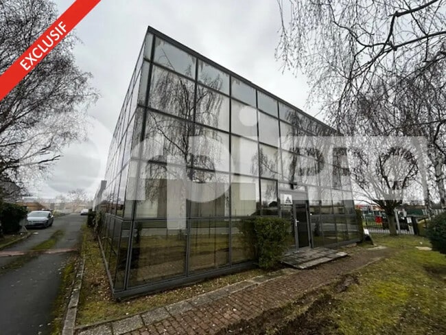 Location Bureaux 225 m²