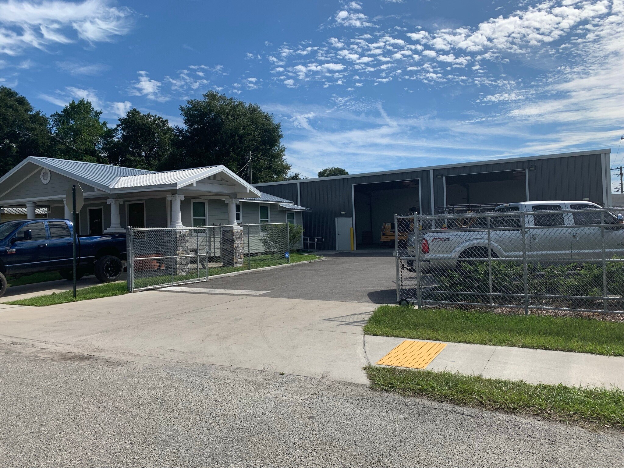 201 E Selma Ave, Tampa, FL for sale Primary Photo- Image 1 of 1