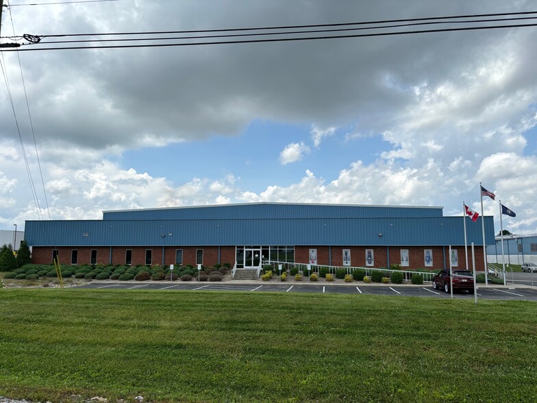 700 Industrial Dr, Lebanon, KY for rent - Building Photo - Image 1 of 1