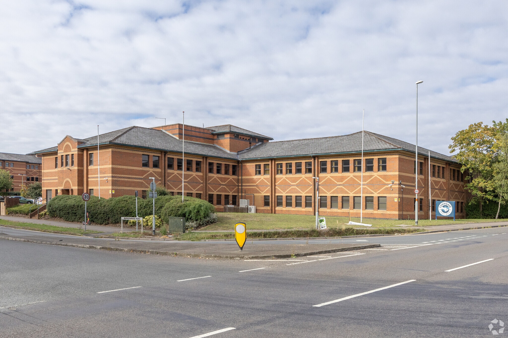 Summerhouse Rd, Northampton to rent Building Photo- Image 1 of 8