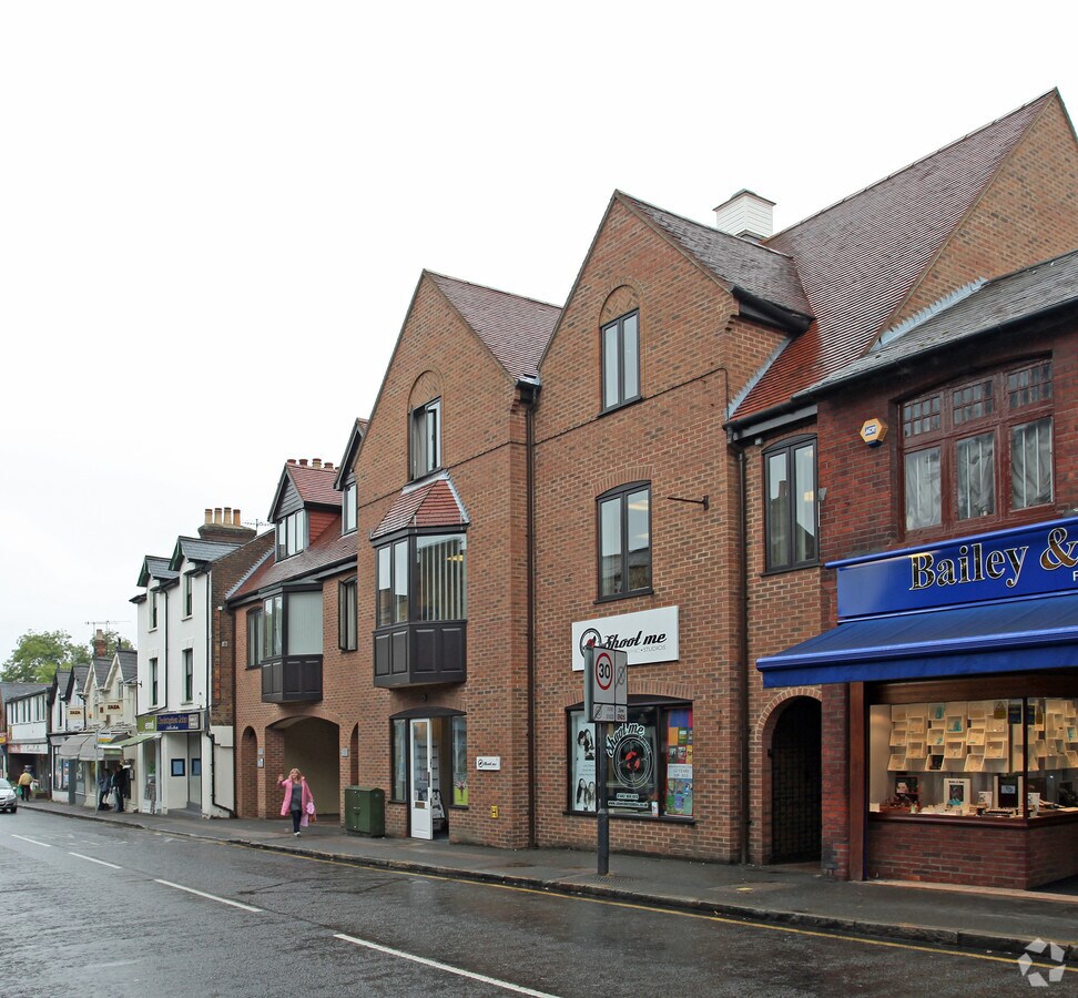 Lower Kings Rd, Berkhamsted HP4 2AF Office for Rent UK