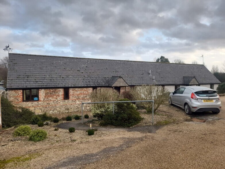 Handley Green, Sixpenny Handley for sale - Primary Photo - Image 1 of 1