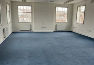 Summerhouse Terrace, Yeovil for sale Interior Photo- Image 2 of 3