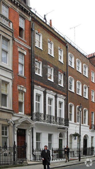 10 Bentinck St, London to rent - Primary Photo - Image 1 of 8
