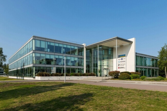 More details for 3 Wellington Way, Weybridge - Office to Rent