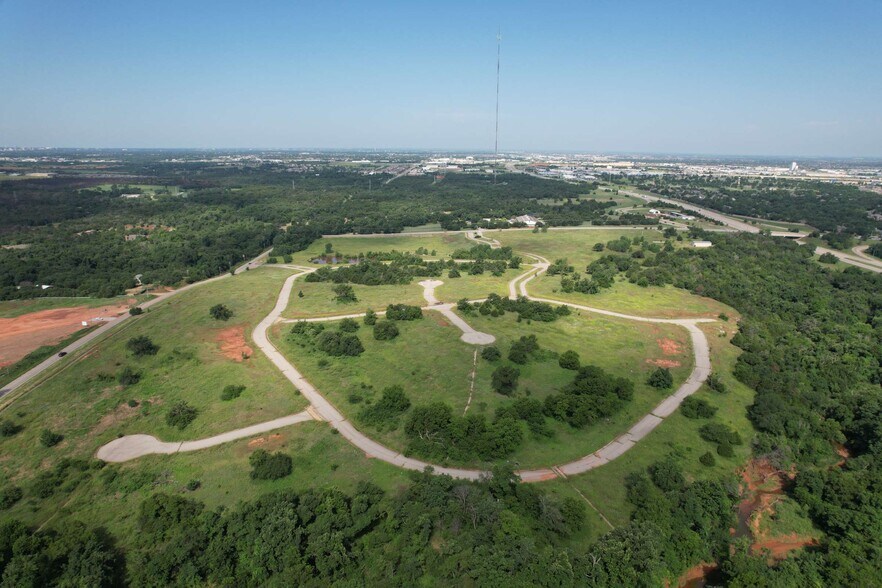 12700 N Eastern Ave, Oklahoma City, OK for sale - Building Photo - Image 2 of 6