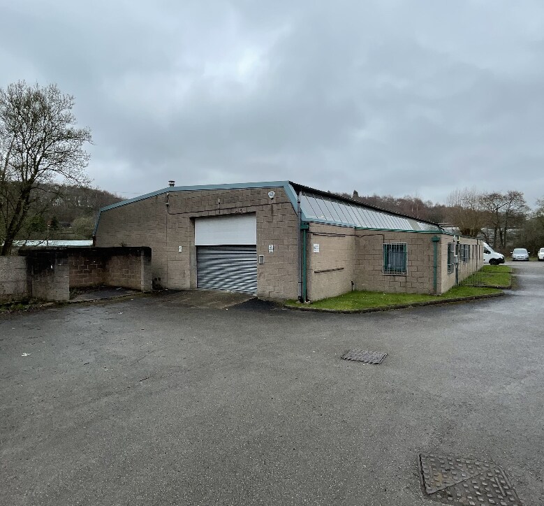 Cheadle Rd, Leek for rent Building Photo- Image 1 of 2