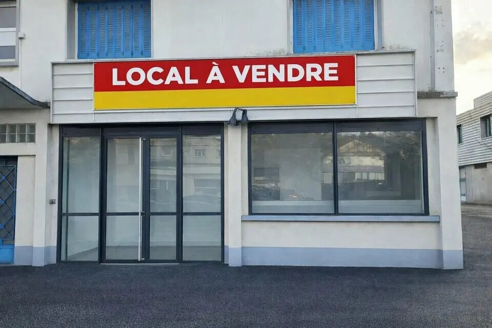 Retail in Chambéry for sale Building Photo- Image 1 of 7