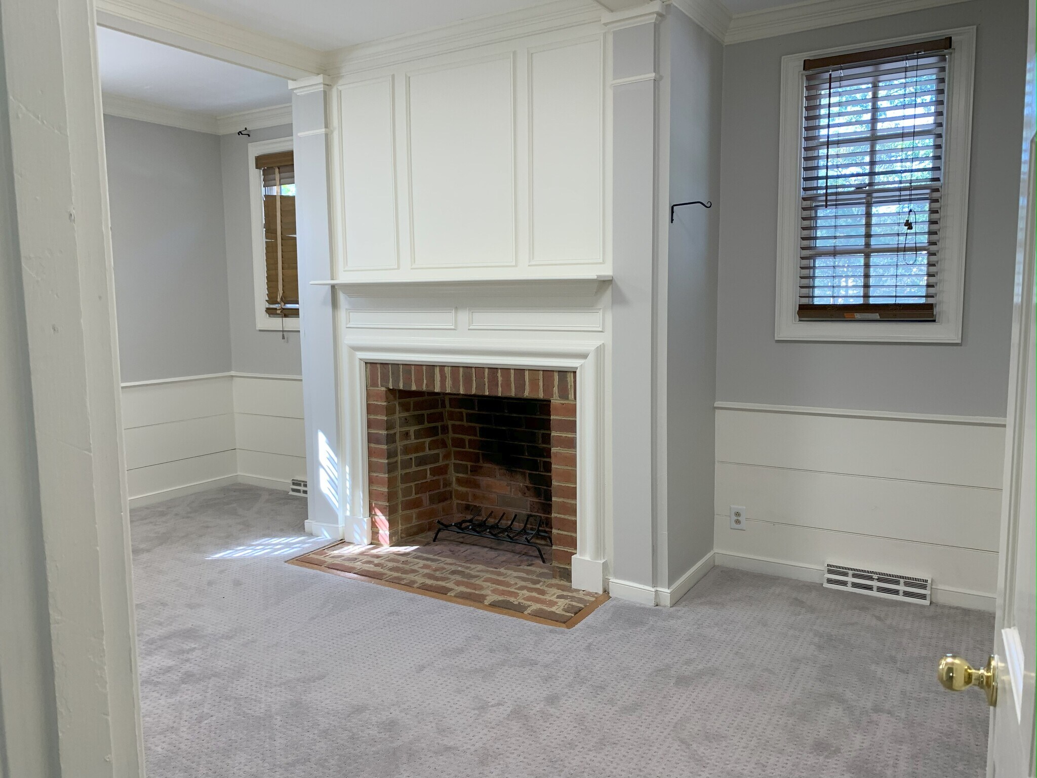 2305 Commonwealth Dr, Charlottesville, VA for sale Interior Photo- Image 1 of 6