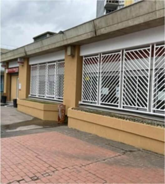 Office in Bobigny to rent - Building Photo - Image 2 of 4
