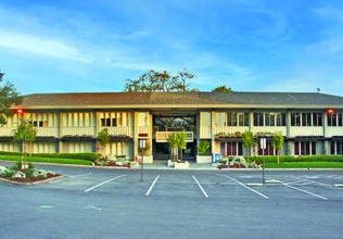 2200 Sand Hill Rd, Menlo Park, CA for rent Building Photo- Image 1 of 5