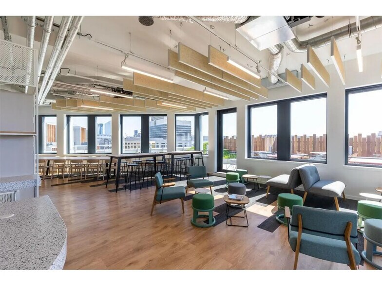 1 Boulevard Blaise Pascal, Nanterre to rent - Building Photo - Image 3 of 13