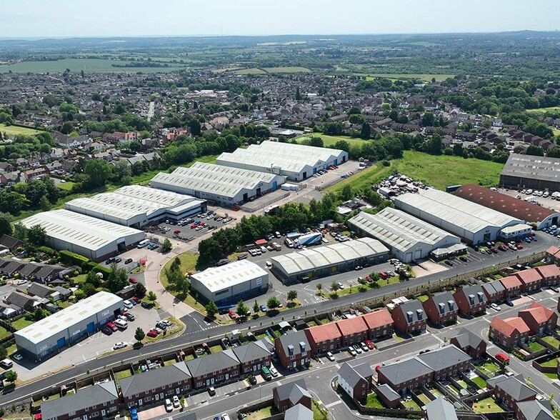 Cannel Rd, Burntwood to rent - Building Photo - Image 2 of 2