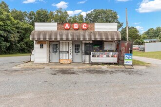 916 Howard St, Spartanburg, SC for sale Primary Photo- Image 1 of 13