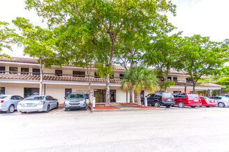 Office in Miami Lakes, FL for sale Building Photo- Image 1 of 1