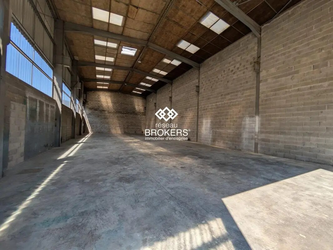 Light Industrial in Vizille to rent Interior Photo- Image 1 of 4