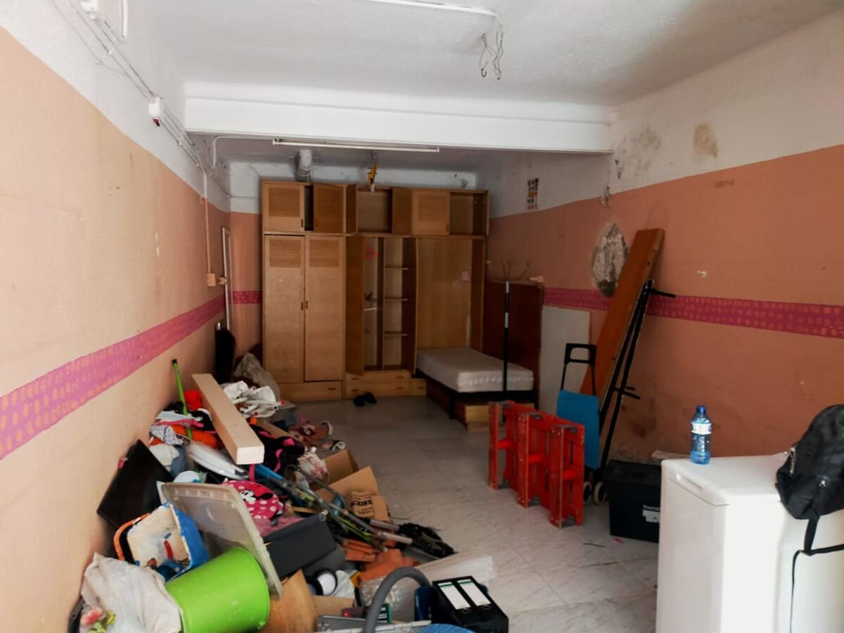 Santa Coloma de Gramenet, BAR 08921 -  -  - Interior Photo - Image 2 of 8