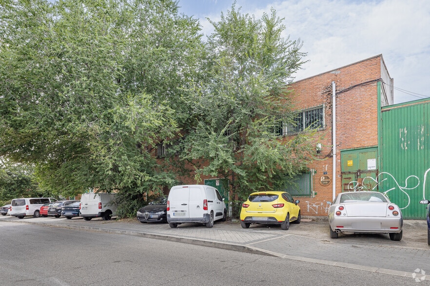 Calle Copérnico, 5, Coslada, Madrid for sale - Building Photo - Image 3 of 5