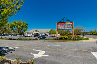 520 Commack Rd, Deer Park, NY for rent Building Photo- Image 1 of 9