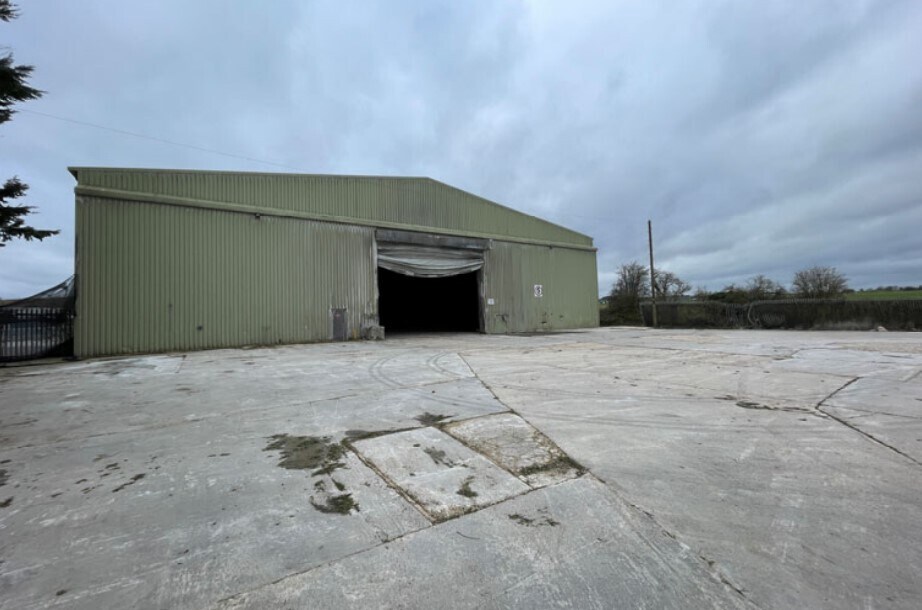 14 Thruxton Industrial Estate, Thruxton for sale Primary Photo- Image 1 of 1
