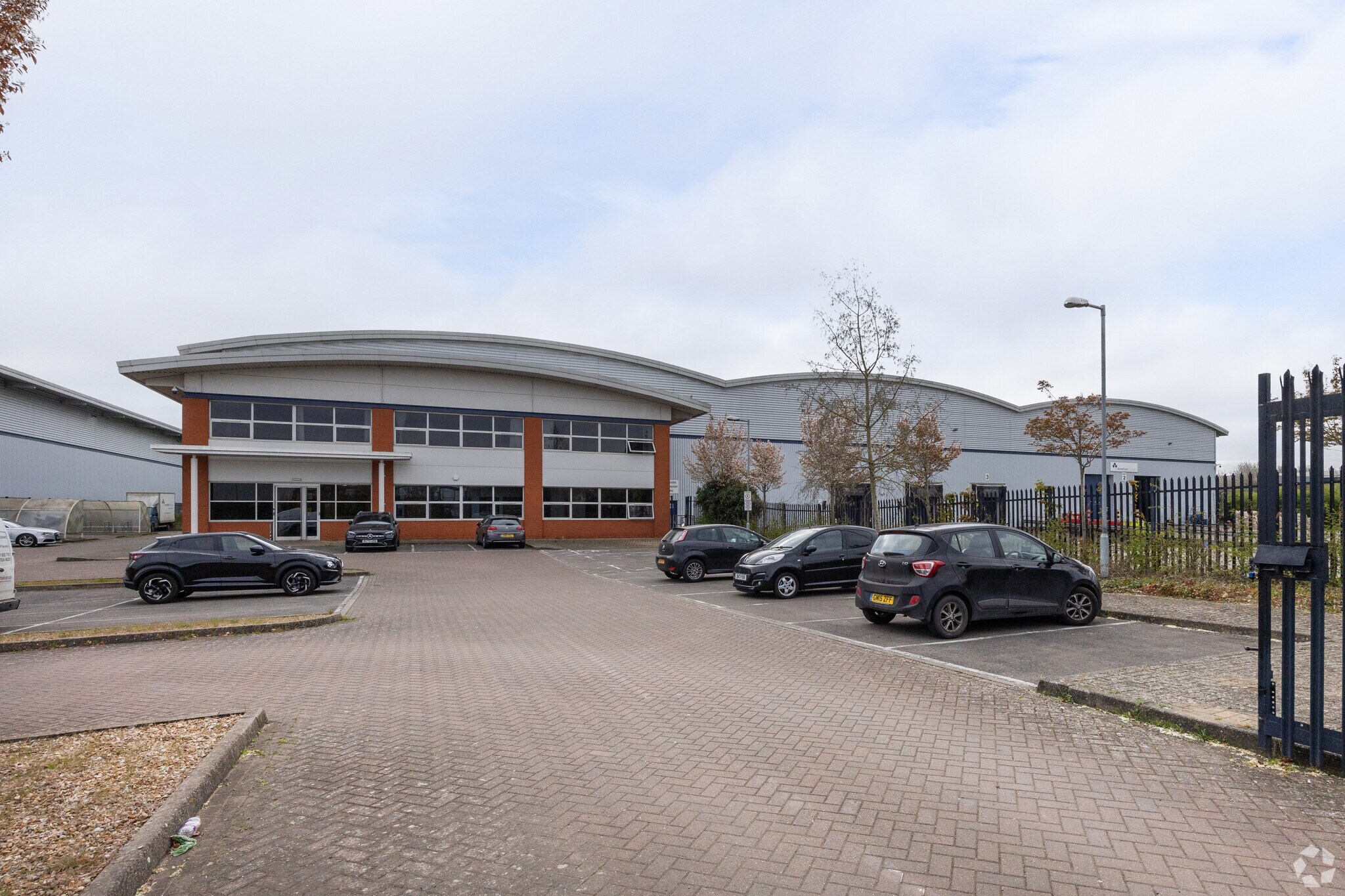 1-2 Fletchers Way, Warwick to rent Primary Photo- Image 1 of 2