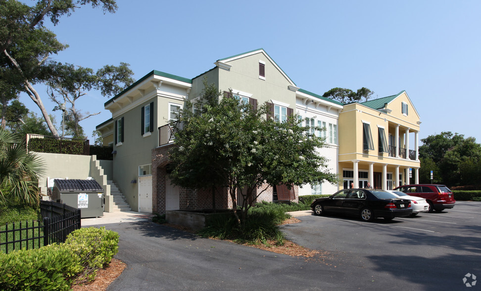 2425 Sadler Rd, Fernandina Beach, FL for sale - Building Photo - Image 1 of 1