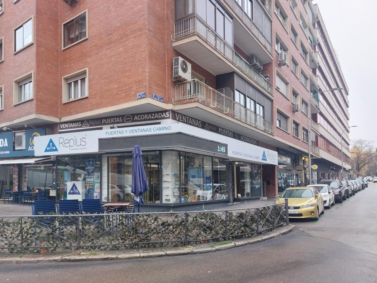 Madrid, MAD 28002 -  -  - Interior Photo - Image 1 of 2