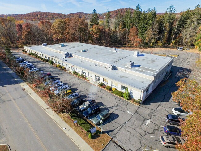 More details for 40 Radio Circle Dr, Mount Kisco, NY - Industrial to Rent