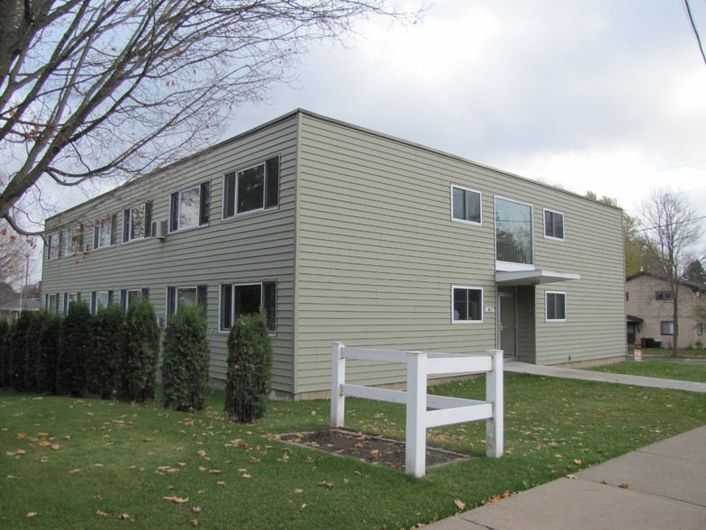 1410 4th Ave, Cumberland, WI for sale - Primary Photo - Image 1 of 1