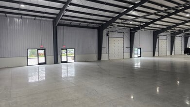 7749 E MI State Road 36, Whitmore Lake, MI to rent Interior Photo- Image 2 of 5