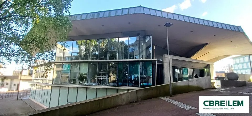 Vente Bureaux 761 m² - Photo 1