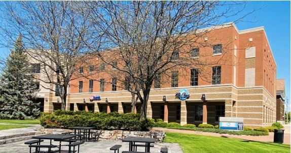 150 N Main St, Menasha, WI to rent Primary Photo- Image 1 of 9