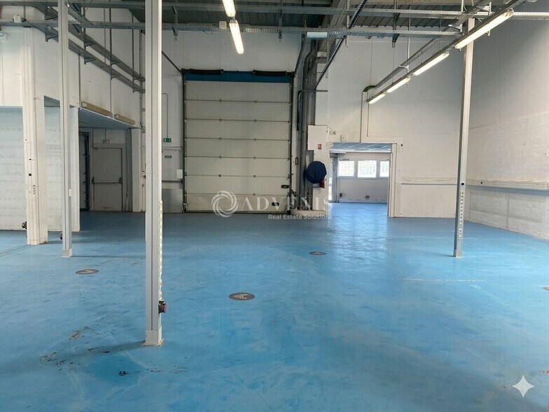 Light Industrial in Ivry-sur-Seine to rent - Interior Photo - Image 3 of 12