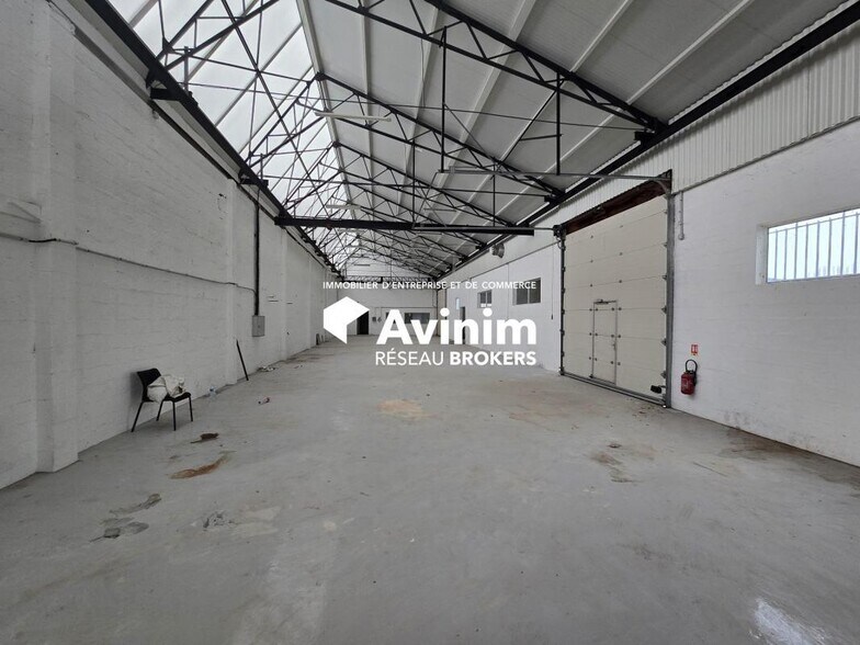 Industrial in Saint Brice Sous Foret to rent - Interior Photo - Image 3 of 3