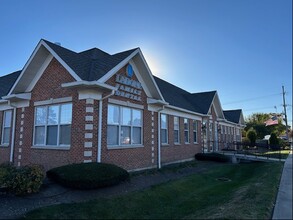 2009 Warrenville Rd, Lisle, IL for rent Building Photo- Image 1 of 9