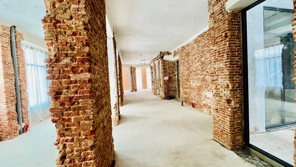 Build-to-Rent in Madrid, Madrid for sale - Building Photo - Image 3 of 3