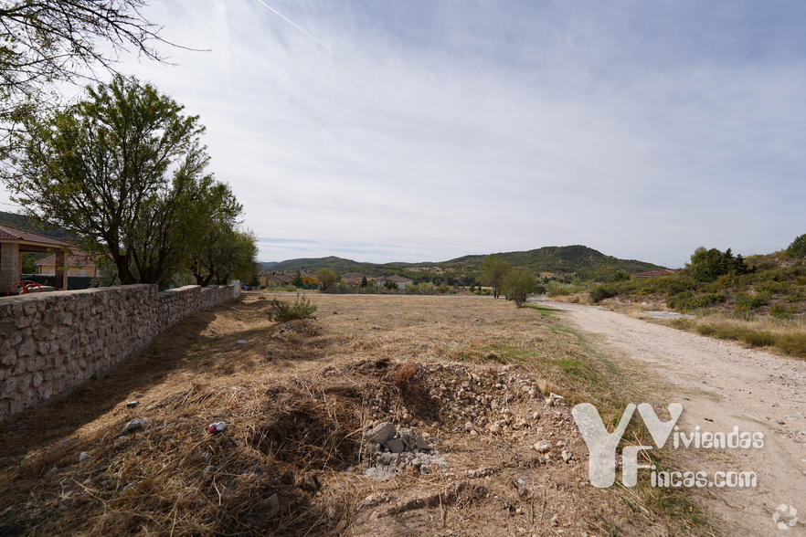 Camino de Buendía, 1, Albalate de Zorita, Guadalajara for sale - Building Photo - Image 3 of 6