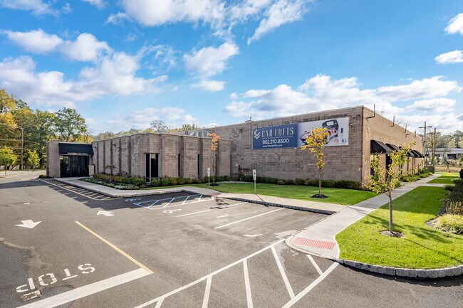 More details for 10 Kingsbridge Rd, Fairfield, NJ - Office to Rent