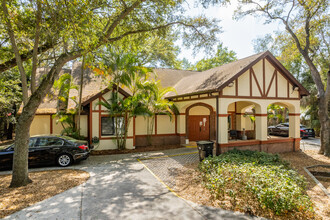 3218 W Azeele St, Tampa, FL for rent Building Photo- Image 1 of 7