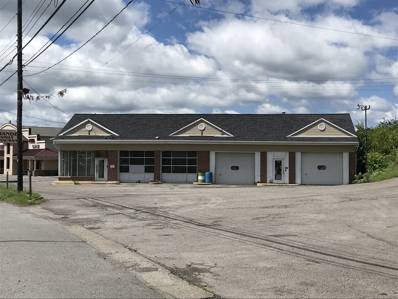 4160 Birney Ave, Moosic, PA for sale - Building Photo - Image 1 of 1