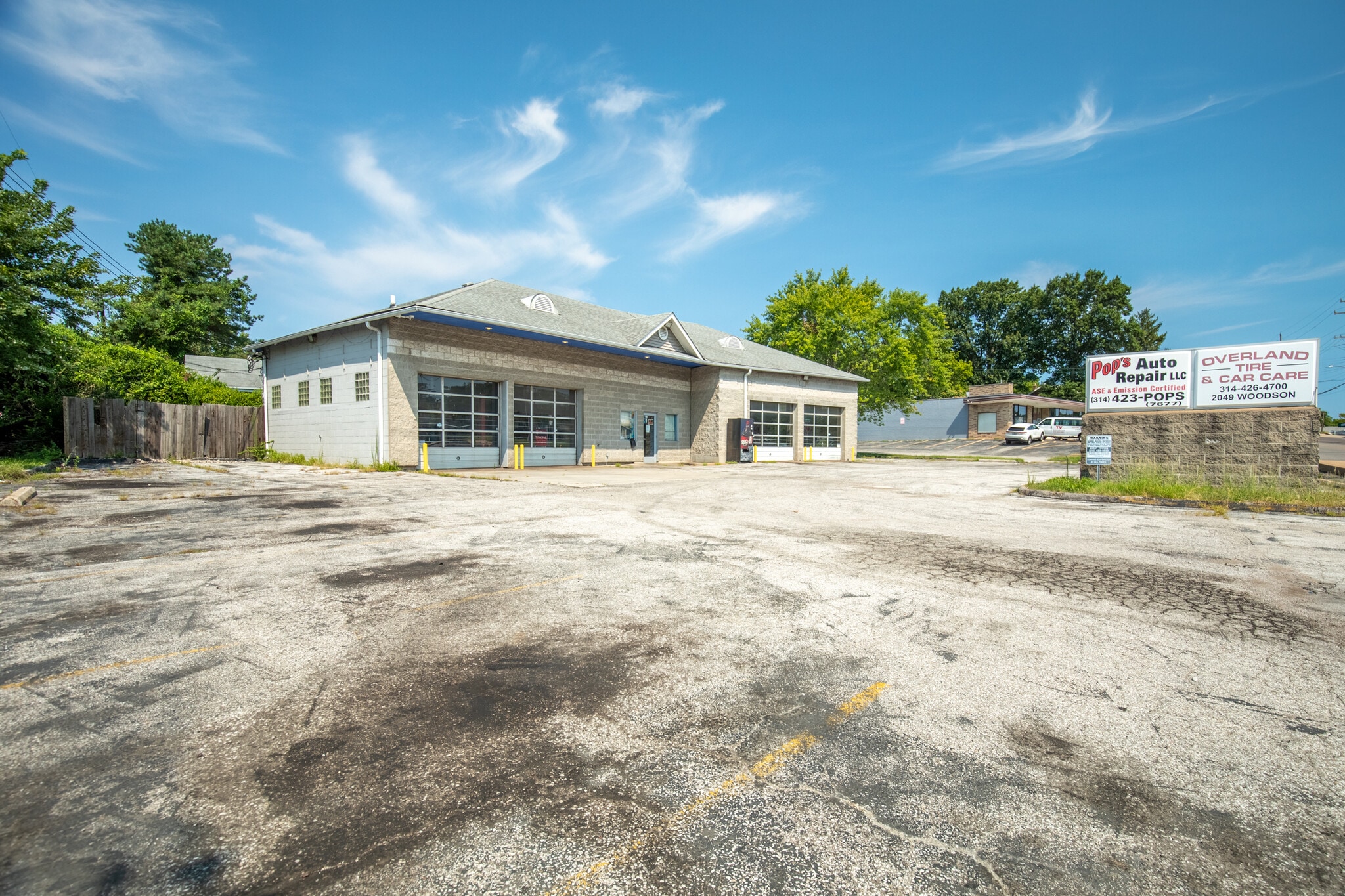 2049 Woodson Rd, Overland, MO for sale Primary Photo- Image 1 of 1