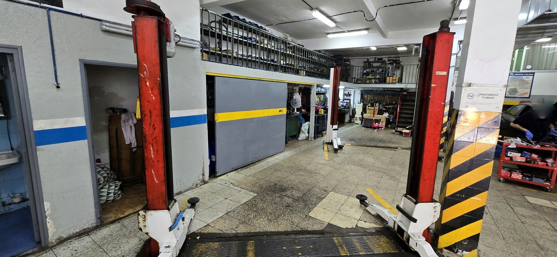 Madrid, MAD 28017 -  -  - Interior Photo - Image 1 of 8