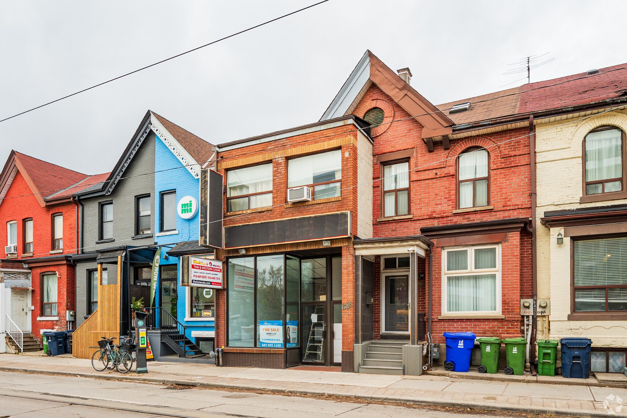 688 Gerrard St E, Toronto, ON for sale Primary Photo- Image 1 of 4