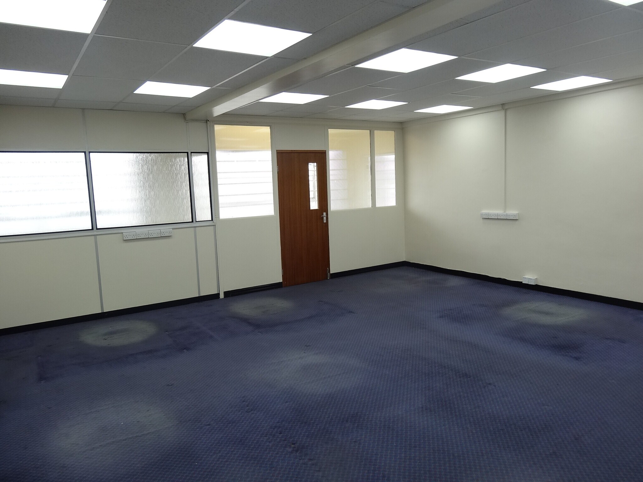 60 Windsor Ave, London to rent Interior Photo- Image 1 of 4