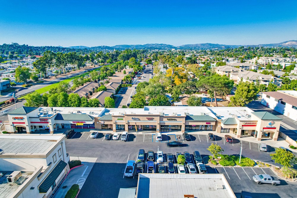 410 W Felicita Ave, Escondido, CA to rent Primary Photo- Image 1 of 2