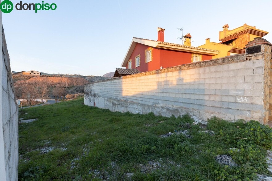 Calle Agustín Sánchez Porcel, 9, Jun, Granada for sale - Building Photo - Image 3 of 10