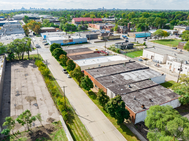 17641 Filer St, Detroit, MI for sale - Building Photo - Image 3 of 4